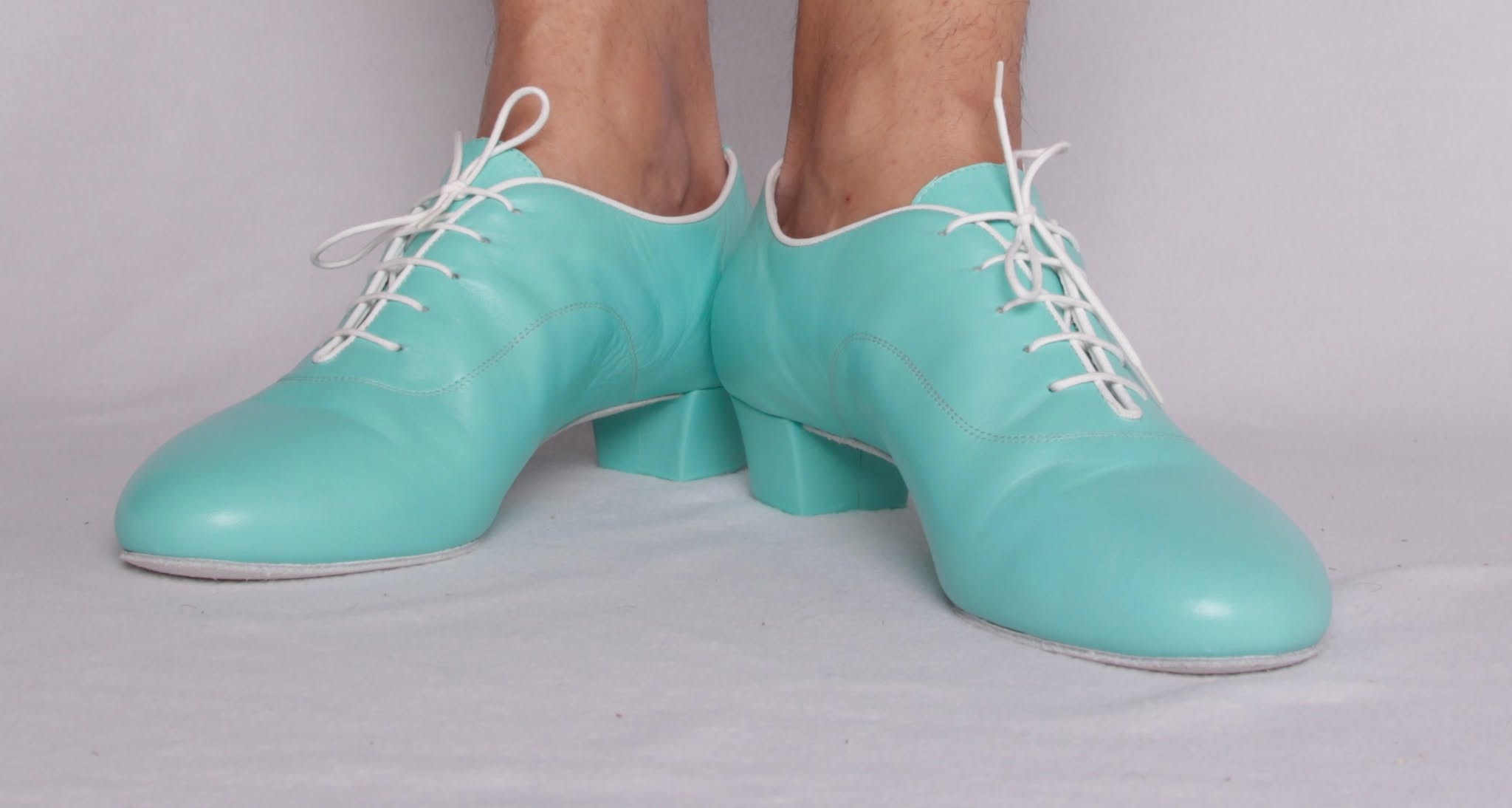 Custom Tiffany blue suede men's dance shoes